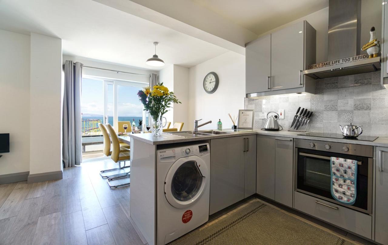 Portrush Penthouse Villa Buitenkant foto